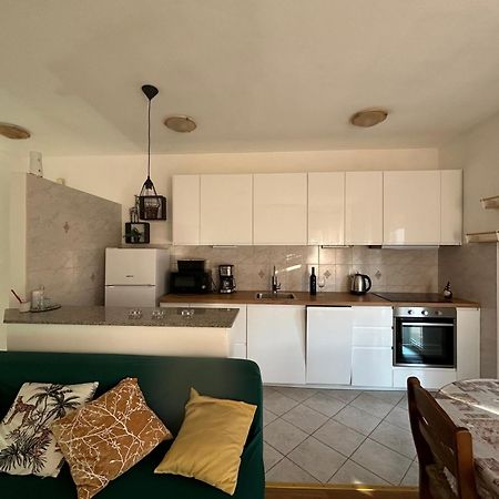 Apartman Petra Kaštela Eksteriør billede